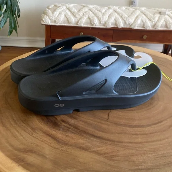 🆕 Oofos Men's OOriginal Sandal - Black Sz 11 - Picture 3 of 5